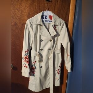 Floral Embroidered Women's Trench Coat